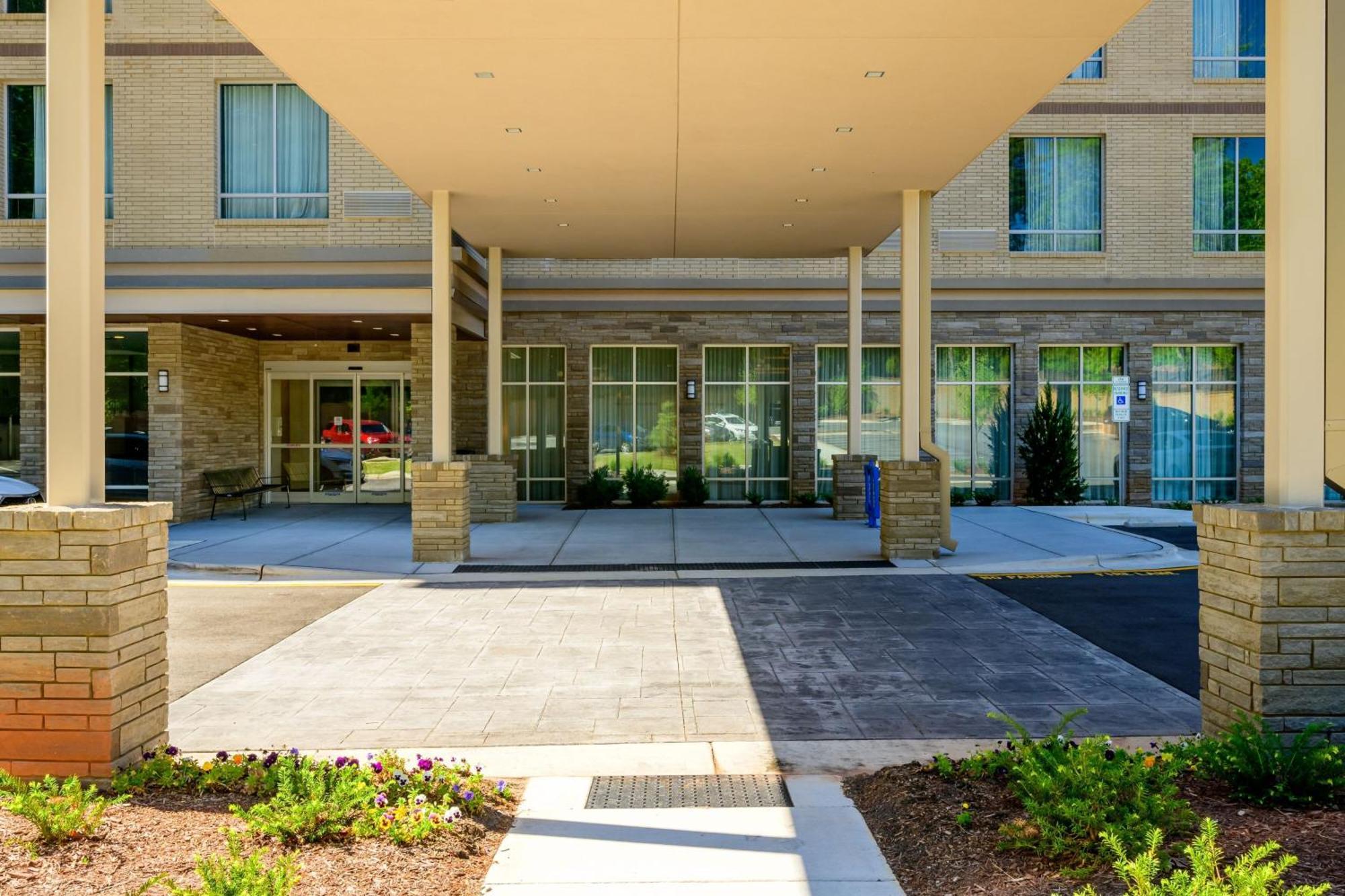 Courtyard By Marriott Raleigh Cary Crossroads Hotel Luaran gambar