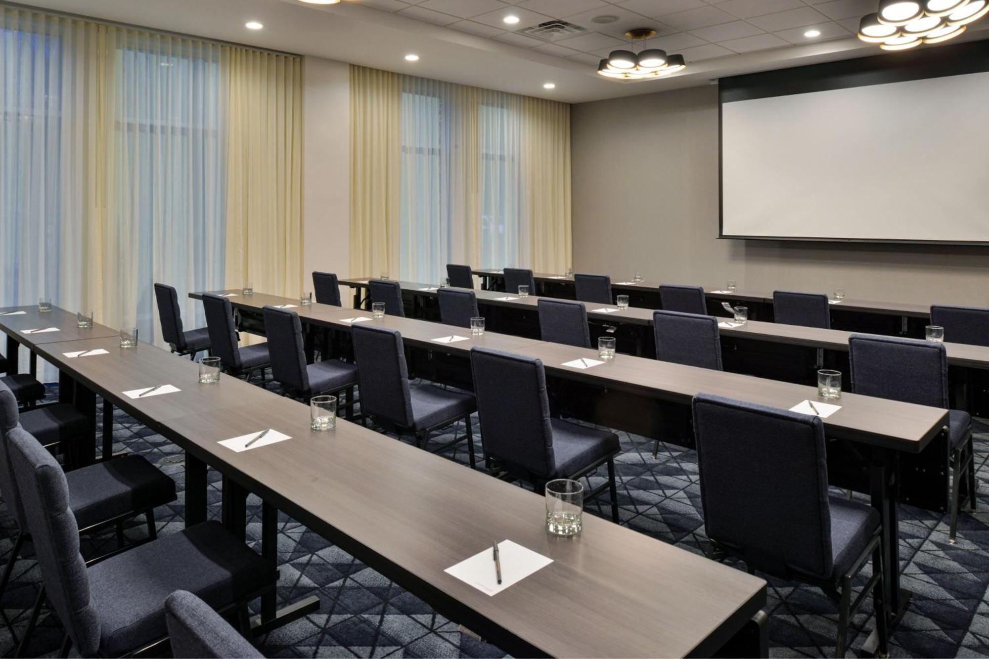 Courtyard By Marriott Raleigh Cary Crossroads Hotel Luaran gambar
