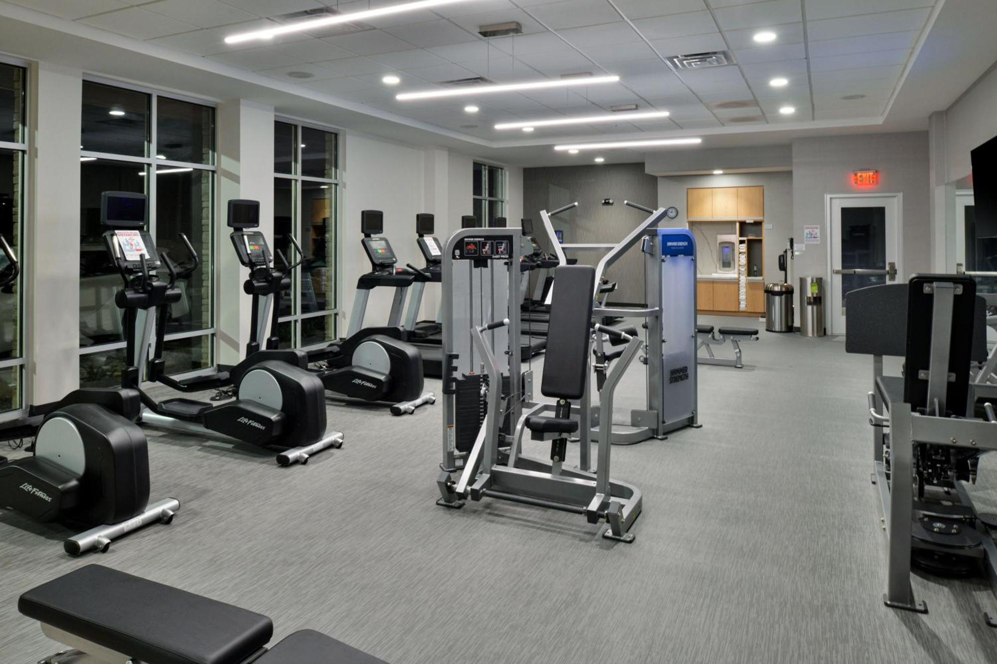Courtyard By Marriott Raleigh Cary Crossroads Hotel Luaran gambar